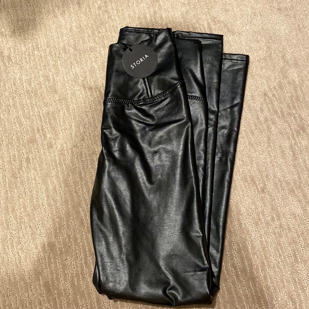 NWT Vici Dolls black faux leather leggings size small
